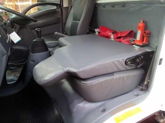 6 ล้อกลาง  *Euro.3*  ISUZU  NMR  130 แรงม้า *คอมมอนเรว*  รถสวยเดิม+สวยจริง+พร้อมใช้งาน * รถห้างแท้ * มีเล่มพร้อมโอน *