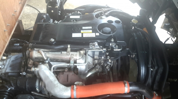 6 ล้อกลาง  *Euro.3*  ISUZU  NMR  130 แรงม้า *คอมมอนเรว*  รถสวยเดิม+สวยจริง+พร้อมใช้งาน * รถห้างแท้ * มีเล่มพร้อมโอน *