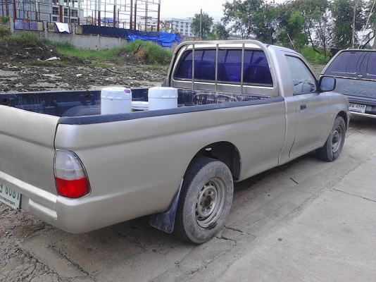 ขายคับ   MITSUBISHI  STRADA  ปี2003  พาวเวอร์โรงงาน  เครื่องดี ช่วงล่างดี  เเชสซีสวย เเอร์เย็น     พร้อมใช้ งานคับ   087-6835269  เล่มพร้อม   ขายสดคับ      มาก่อนได้ก่อนคับ