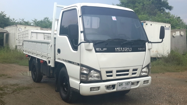 4 ล้อบรรทุก  *ไม่ติดเวลา*  ISUZU  *Euro.2*  NKR  100 แรงม้า+Turbo+Inter  *ยาว 3.20 ม.* รถสวยเดิม+สวยจริง * รถห้างแท้ * มีเล่มพร้อมโอน *