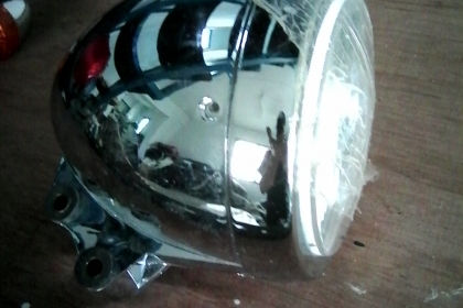 ขายชุดโคมไฟหน้าพร้อมเลน ราคา 400 บาท โครเมียม แปลงใส่ SR ได้