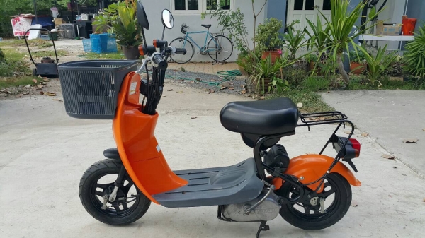 Suzuki โชอิโนริ สตาร์ทมือ ตะกร้าหน้า น่ารักพร้อมใช้