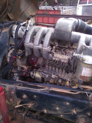 ขายรถบรรทุกสิบล้อดัมพ์ Hino 3M เครื่องเดิม 240 แรง เกียร์เดิม กระบะดัมพ์สามมิตร