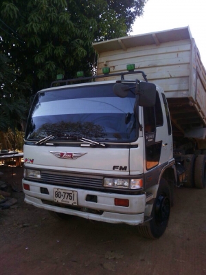 ขายรถบรรทุกสิบล้อดัมพ์ Hino 3M เครื่องเดิม 240 แรง เกียร์เดิม กระบะดัมพ์สามมิตร