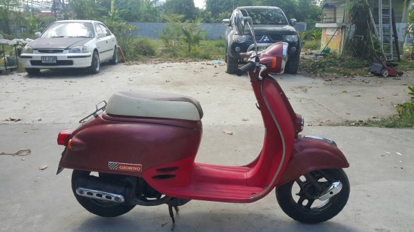 Honda giorno50cc สตาร์ทมือเท้า สีเดิม รถประกอบใหม่