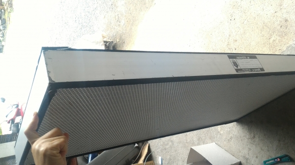 แผงกรองอากาศ ยี่ห้อ American Air Filter กรองได้ถึงขนาด 0.3 ไมครอน ประสิทธิภาพมากกว่า 99.99 \%