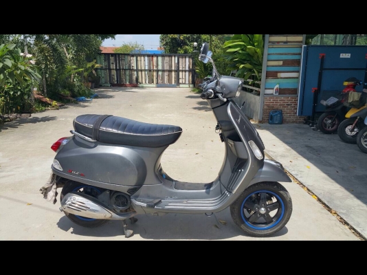 New vespa150S.ie เทาด้านลิมิเต็ด รถปลายปี2012 New vespa150S.ie เทาด้านลิมิเต็ด รถปลายปี2012