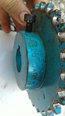 สเตอร์โซ่ขับส่งกำลัง ยี่ห้อ KANA จากญี่ปุ่น มีหลายขนาด เบอร์ 50 B มีขนาดขนาดเช่น 26 ฟัน, 12 ฟัน