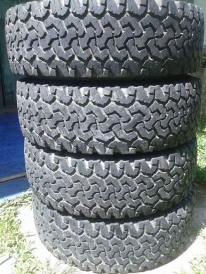 ขายยาง bf all 265/75/16 ปี10 สวยๆครับ