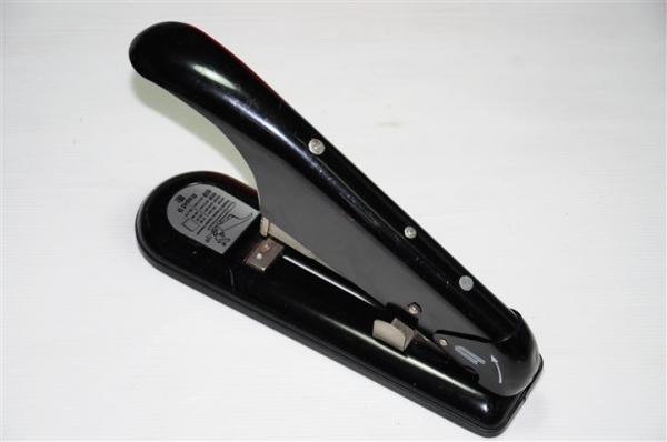 ขายเครื่องเย็บกระดาษ Rapid 9 MADE IN SWEDEN มือ2 สภาพสวย