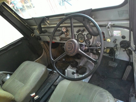 รถจิ๊ปมิตซู  j54  4dr5  รุ่นใหม่ หลังคาผ้าใบนิ่มๆๆ ไม่ขาด ประตูล็อคได้  บอ ดี้สวย  อุปกรณ์ครบ