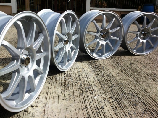 ล้อแม็ก 17 ลดสุดๆ 5 ชุดสุดท้าย ราคาเดียว 7500.- ทุกชุด สวยเหมือนใหม่ทุกชุด