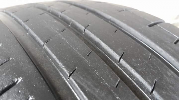 ยาง Michelin Pilot sport3 195/55/15 ปลายปี 12