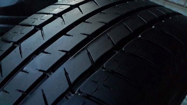 ยาง\% Goodyear 205/55/16 ปี14