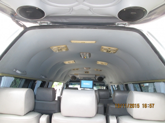 ขายรถตู้สภาพดึพร้อมใช้ปี2003