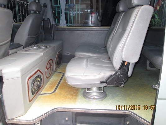 ขายรถตู้สภาพดึพร้อมใช้ปี2003