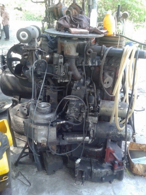 แยกอะไหล่เครื่องp11 เสื้อแตก