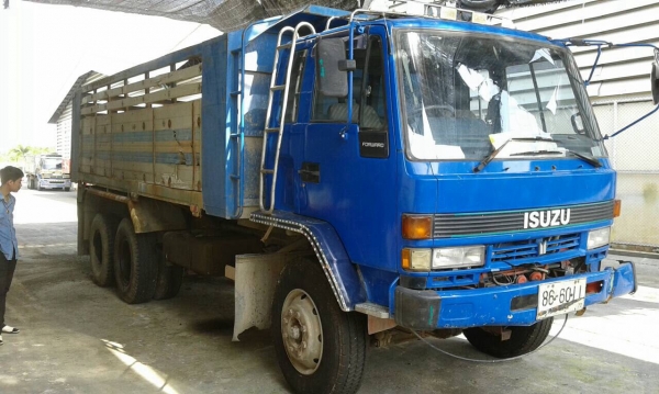 ขายร้อกกี้FVZ12MYเครื่อง195ช่วงล่าง240ใหญ่กะบะเสียม ขายร้อกกี้FVZ12MYเครื่อง195ช่วงล่าง240ใหญ่กะบะเสียม