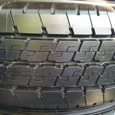 กะทะขอบ5 6รูพร้อมยางป้ายแดงชุดละ9500