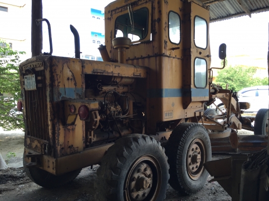 ขายรถเกรดเล็ก ขายรถเกรดเล็ก