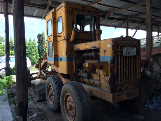 ขายรถเกรดเล็ก ขายรถเกรดเล็ก