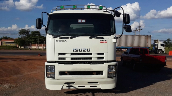 รถอีซูซุ 10 ล้อดั้ม FVZ  300 แรงม้า ปี 56. ( รถวิ่ง 12x,xxx กว่า กม. )     สนใจติดต่อ  081 - 6079515