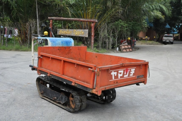 ขายรถบรรทุก ตีนตะขาบROBIN มีเกียร์ สภาพ เดิมญี่ปุ่น อะเนคประสงค์ 14,000เท่านั้น!!