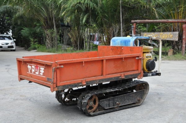 ขายรถบรรทุก ตีนตะขาบROBIN มีเกียร์ สภาพ เดิมญี่ปุ่น อะเนคประสงค์ 14,000เท่านั้น!!