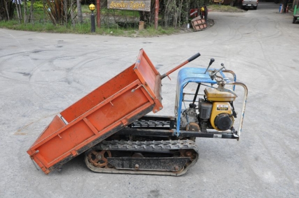 ขายรถบรรทุก ตีนตะขาบROBIN มีเกียร์ สภาพ เดิมญี่ปุ่น อะเนคประสงค์ 14,000เท่านั้น!!