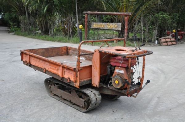 ขายรถบรรทุก ตีนตะขาบMITSUBISHI มีเกียร์ สภาพ เดิมญี่ปุ่น อะเนคประสงค์ 14,000เท่านั้น!!