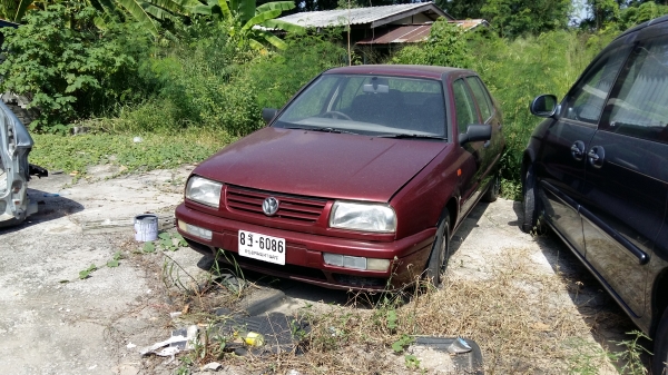 ขายด่วนครับ รถเก๋งโฟคเวนโต้ เครื่อง 18000 รถสวยเดิมครับ ไม่เคยติดแก๊สครับ