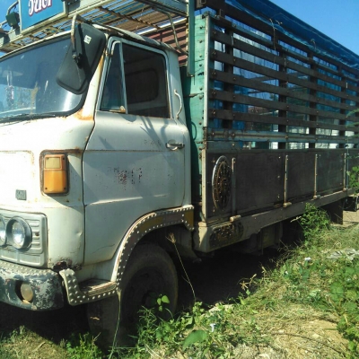 หกล้อ ฮีโน่ KM 310 สภาพดีเดิมๆทั้งคัน ราคาถูกสุดๆ 95,000บ (ไม่มีทะเบียน) มีใบซื้อขายให้ ครับ ราคาถูกกว่าอีแต๋น ครับท่าน