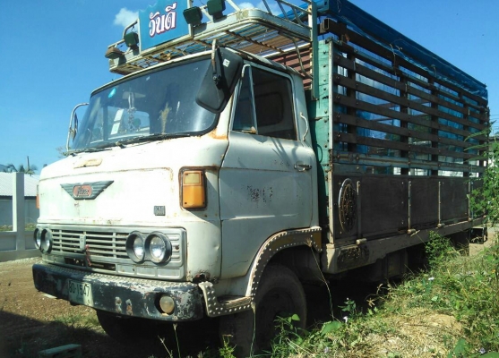 หกล้อ ฮีโน่ KM 310 สภาพดีเดิมๆทั้งคัน ราคาถูกสุดๆ 95,000บ (ไม่มีทะเบียน) มีใบซื้อขายให้ ครับ ราคาถูกกว่าอีแต๋น ครับท่าน
