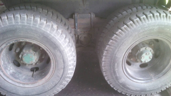 หางพ่วงยาว10.80ม.2เพลา รถสวยทั้งคัน ยี่ห้อ อู่สหกิจ  สนใจติดต่อ 0835601591 หรือ 0903494058