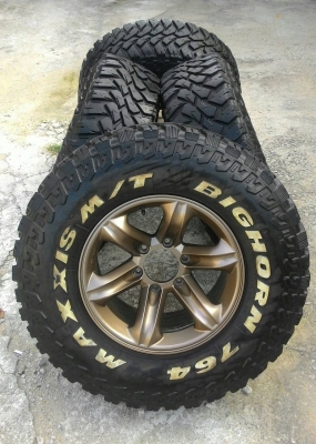 ขาย ยางMud 265 พร้อมล้อเล็บเหยี่ยว