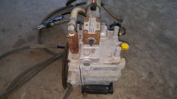 ปั้มไฮดรอลิค พร้อมกะบอก ปั้มไฮดรอลิค พร้อมกะบอก