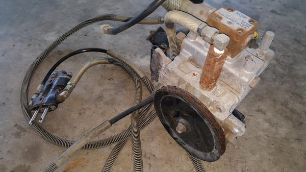 ปั้มไฮดรอลิค พร้อมกะบอก ปั้มไฮดรอลิค พร้อมกะบอก