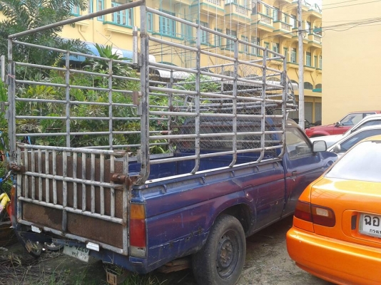 NISSAN BIG M ตอนเดียว เครื่องเดิมๆTD 2.5 ปี92 NISSAN BIG M ตอนเดียว เครื่องเดิมๆTD 2.5 ปี92