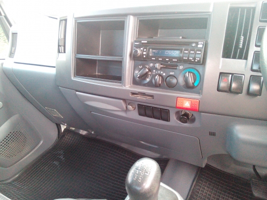 6 ล้อกลาง  *Euro.3*  ISUZU  NMR  130 แรงม้า *คอมมอนเรว*  รถสวยเดิม+สวยจริง+สภาพพร้อมใช้งาน * รถห้างแท้ * มีเล่มพร้อม *