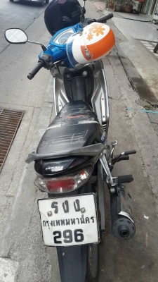 ขาย YAMAHA SPARK 135 R ปี 49 มีครัชมือ เครื่องดีไม่หลวม ภายนอกมีรอยล้มด้านขวา,เล่ม+เอกสารพร้อมโอน ขาย YAMAHA SPARK 135 R ปี 49 มีครัชมือ เครื่องดีไม่หลวม ภายนอกมีรอยล้มด้านขวา,เล่ม+เอกสารพร้อมโอน