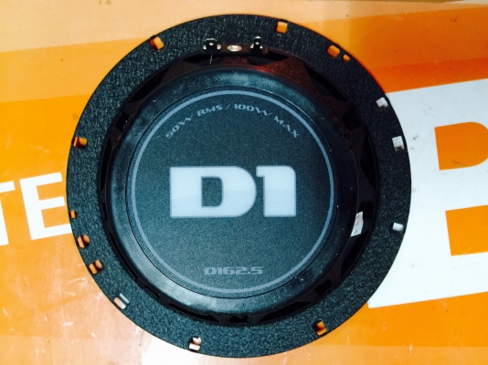 ขายลำโพงแยกชิ้น 6.5" DIAMOND รุ่น D1 รายละเอียดเสียงดีมาก ขายลำโพงแยกชิ้น 6.5" DIAMOND รุ่น D1 รายละเอียดเสียงดีมาก