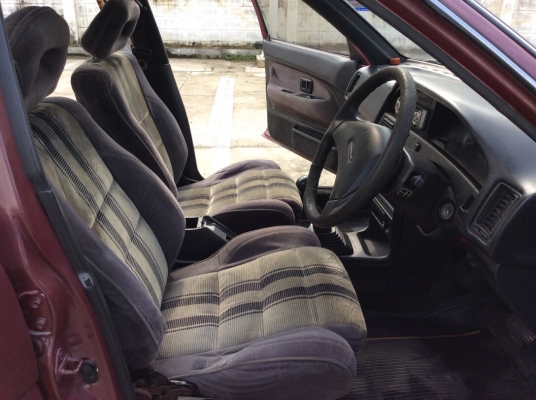 ขายรถโตโยต้า โคโรลล่า AE92 ปี91เครื่องเดิม 1.6 เกียร์ธรรมดา เพาเวอร์ กระจกไฟฟ้า ภายในเบะสวยเดิมๆแอร์วิทยุCD ตัวถังเดิมๆสียังสวยไม่ผุ เครื่องดีช่วงล่างใช้ได้ รถขับดีครับ ขายด่วน