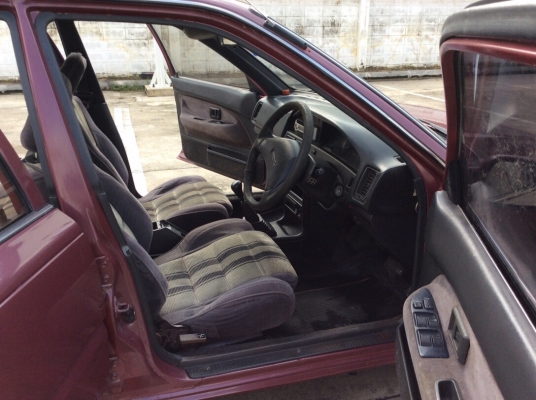 ขายรถโตโยต้า โคโรลล่า AE92 ปี91เครื่องเดิม 1.6 เกียร์ธรรมดา เพาเวอร์ กระจกไฟฟ้า ภายในเบะสวยเดิมๆแอร์วิทยุCD ตัวถังเดิมๆสียังสวยไม่ผุ เครื่องดีช่วงล่างใช้ได้ รถขับดีครับ ขายด่วน