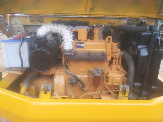 ขายรถขุดแบคโฮ KOMATSU Pc20-5 รถนำเข้าเก่านอก แท้100\%   (เครื่องแน่น ปั๊มแรง มีกระตายเต่า ระบบไว) รถพร้อมใช้งาน เอกสารใบอินวอยครบ