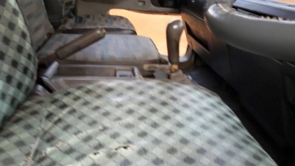 ขาย6ล้อยาว 7.20เมตร เครื่อง195แรง ปี38 สภาพพร้อมใช้งาน เอกสารพร้อมโอน สนใจโทร 090-8588220คุณนะ 093-3258446คุณบิว หรือเข้าดูสินค้าอื่นๆได้ที่ www.truck.in.th/498 หรือเพจFacebook ณรงค์ ซื้อขายรถมือสอง (เว็บไซต์ส่วนตัว) หรือFacebook ตลาดรถมือสอง คุณนะ