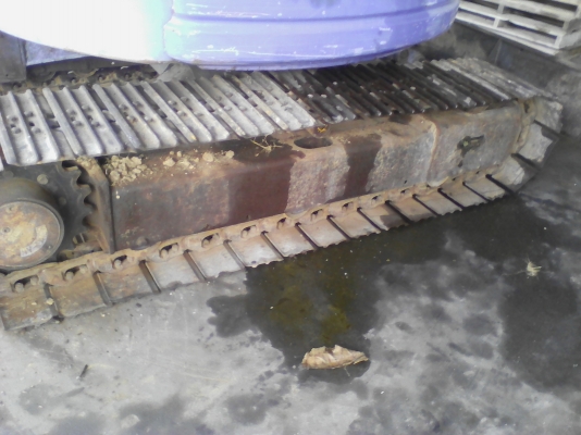 ขายแมคโคKomatsu pc50ราคา250000รับประกันเครื่องยนต์1ปีแต่โซ่ต้องเปลี่ยน