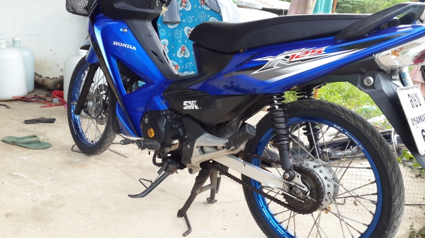 เวฟ 125X สตาทมือ