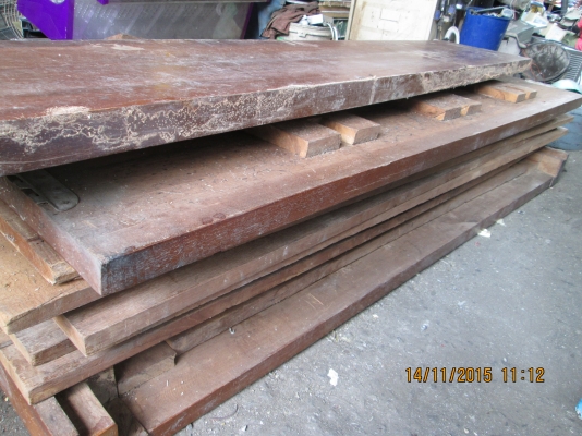 เตียงไม้สัก ไม้เต็มหนาแข็งแรง หนักมาก ขายด่วนๆครับ เตียงไม้สัก ไม้เต็มหนาแข็งแรง หนักมาก ขายด่วนๆครับ