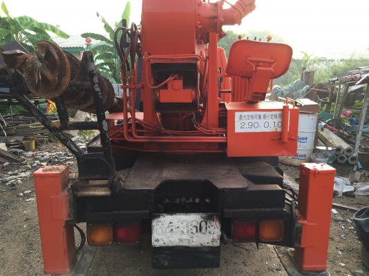 รถเจาะ สภาพพร้อมใช้งานครับ. จองแล้วคับ