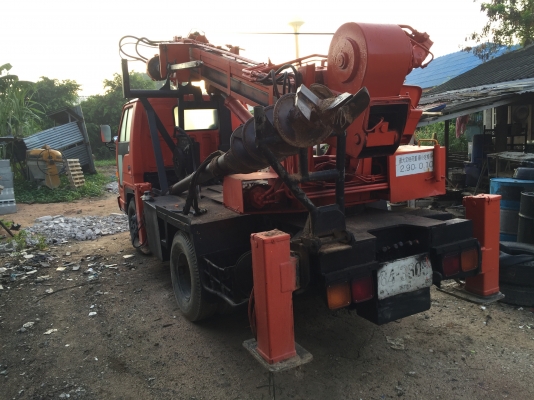 รถเจาะ สภาพพร้อมใช้งานครับ. จองแล้วคับ